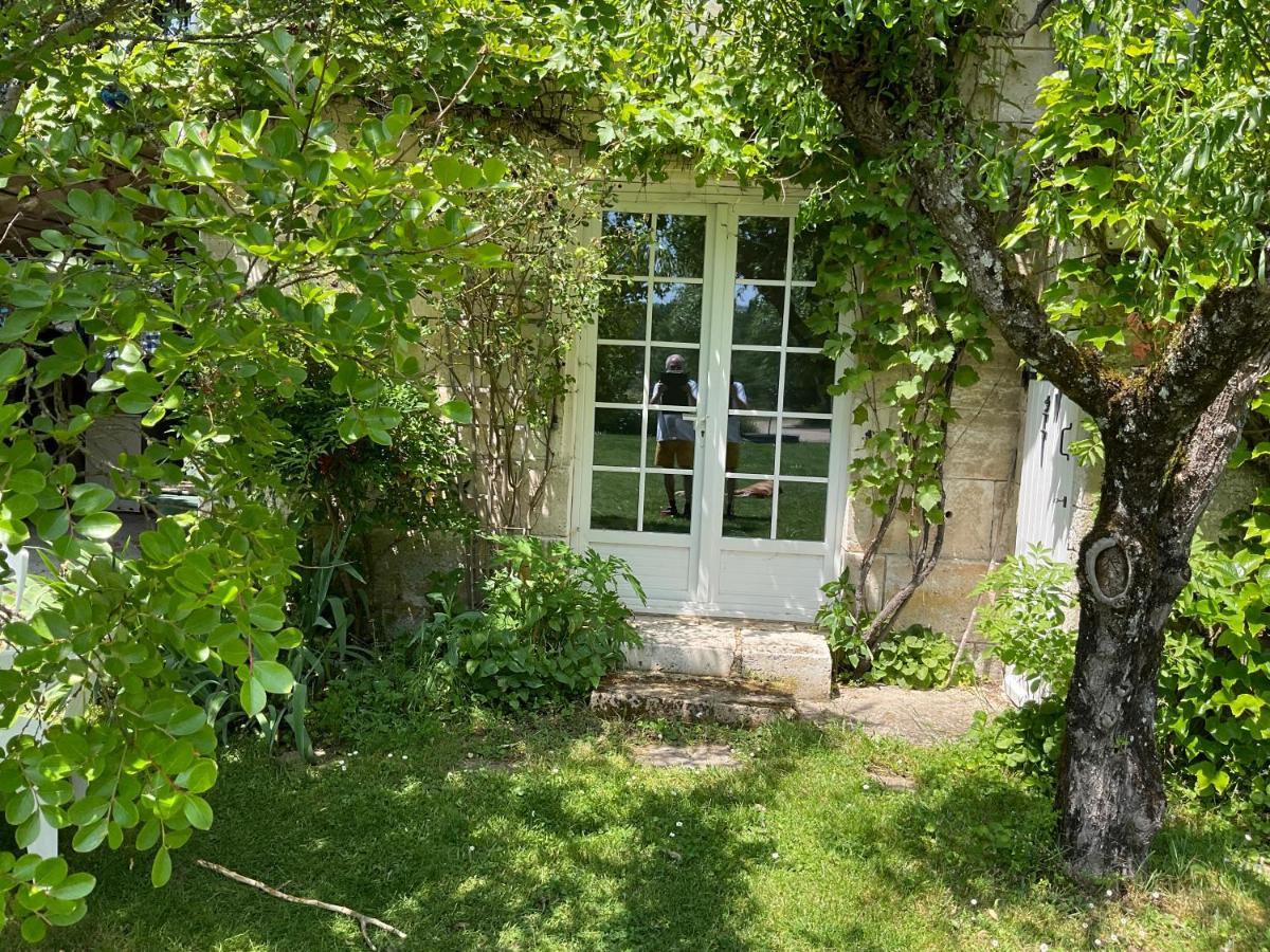 Villa Les Petits Vingnes Edon Exterior foto